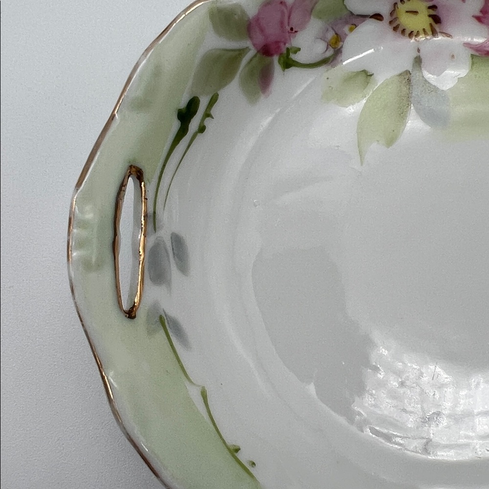 Vintage Nippon Hand-Painted Floral Trinket Dish With 2 Handles and Gold Trim - Picture 5 of 11